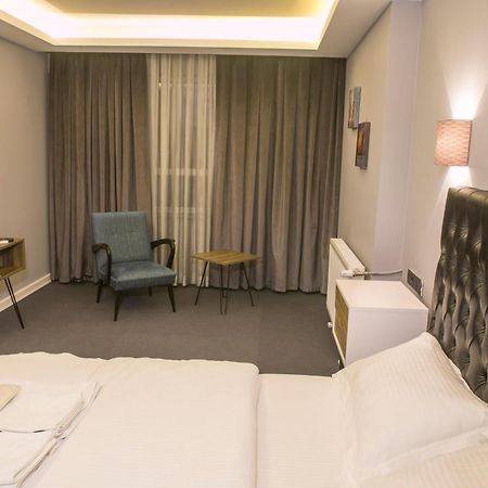 Mephisto Apartment Истанбул Екстериор снимка