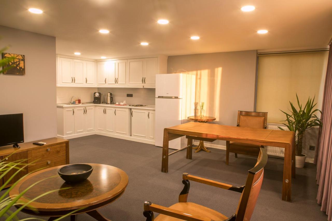 Mephisto Apartment Истанбул Екстериор снимка