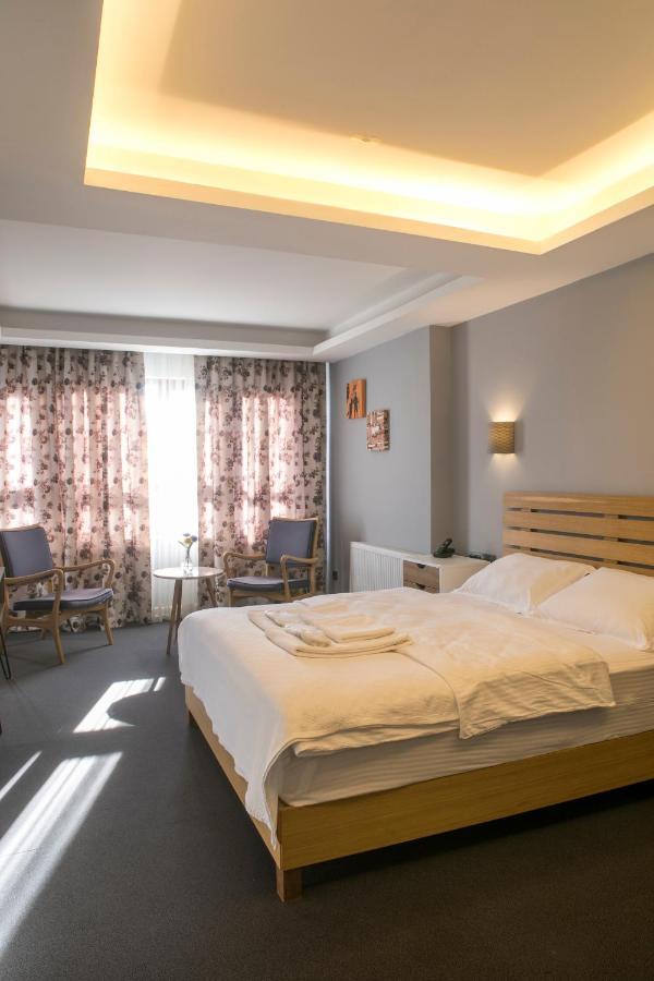Mephisto Apartment Истанбул Екстериор снимка